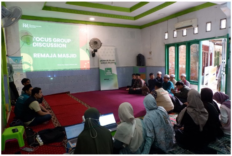 Focus Group Discussion (FGD) Remaja Masjid Jakarta dan Sekitarnya Focus Group Discussion (FGD) Remaja Masjid Jakarta dan Sekitarnya